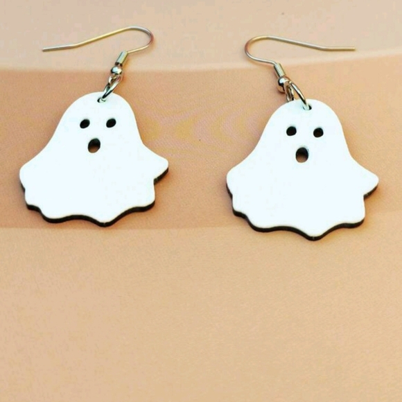 "Surprised Ghost" Cute Acrylic Ghost Dangle Drop Earrings New! - Picture 1 of 3